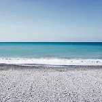 Apartment Villa Angelina Holiday Homes I Casa Glicine I 5 Minuti A Piedi Dalle Spiagge I Giardino I Parcheggio Privato