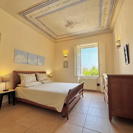 Angelina Homes I Casa Glicine I 5 Minuti A Piedi Dalle Spiagge I Giardino I Parcheggio Privato Daire Vallecrosia