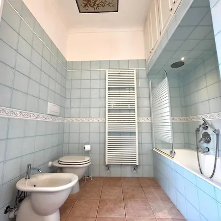 Apartment Angelina Homes I Casa Glicine I 5 Minuti A Piedi Dalle Spiagge I Giardino I Parcheggio Privato Vallecrosia