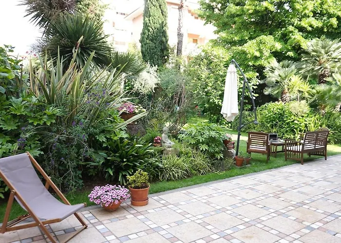 Apartment Villa Angelina Holiday Homes I Casa Glicine I 5 Minuti A Piedi Dalle Spiagge I Giardino I Parcheggio Privato