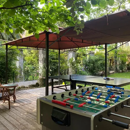 Angelina Homes I Casa Glicine I 5 Minuti A Piedi Dalle Spiagge I Giardino I Parcheggio Privato 아파트 *