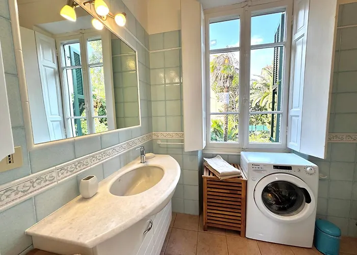 Angelina Homes I Casa Glicine I 5 Minuti A Piedi Dalle Spiagge I Giardino I Parcheggio Privato דירה ולקרוסיה