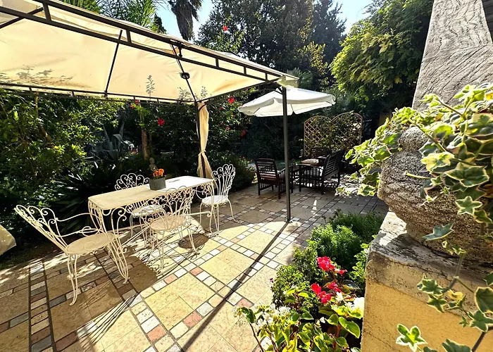 Angelina Homes I Casa Glicine I 5 Minuti A Piedi Dalle Spiagge I Giardino I Parcheggio Privato